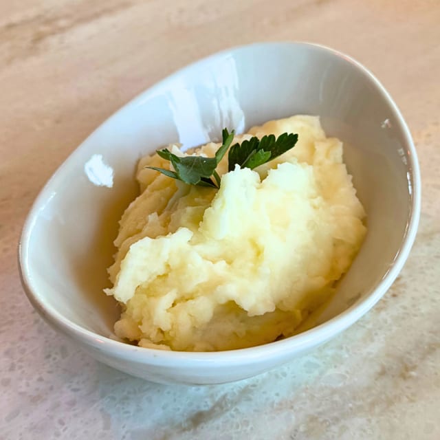 Side Mashed Potatoes.